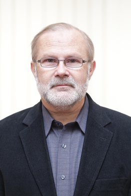 Dr. Karlo Raić